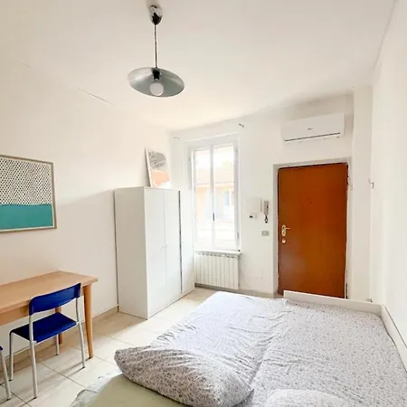Apartament Small Flat Mediolan